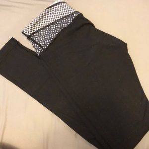 Women’s Lululemon Wonder Under leggings
